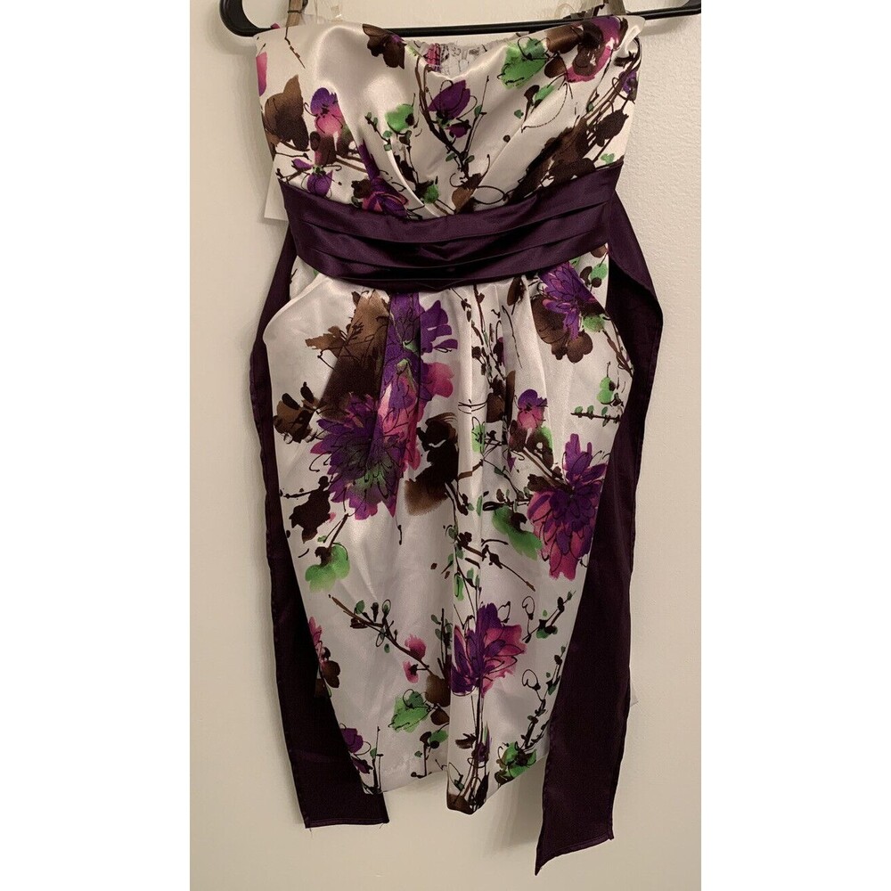 NWT Charlotte Russe Dress Women's‎ 9 White Purple Floral Flowers Mini Strapless